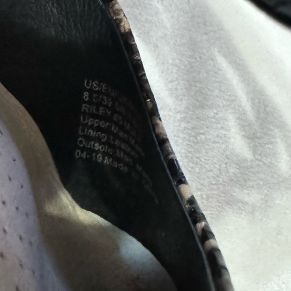 Kenneth Cole Riley 85 mule heel snakeskin embossed leather size 8.5 pointy toe - Picture 5 of 10